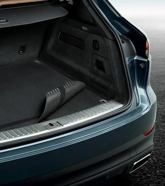 Reversible luggage-compartment mat with Nubuk surround - Cayenne (E2 & E2 II) | Porsche Design Trusted