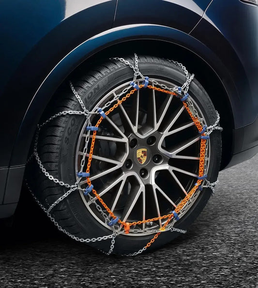 Porsche Snow Chains for Cayenne | Porsche Design Everyday