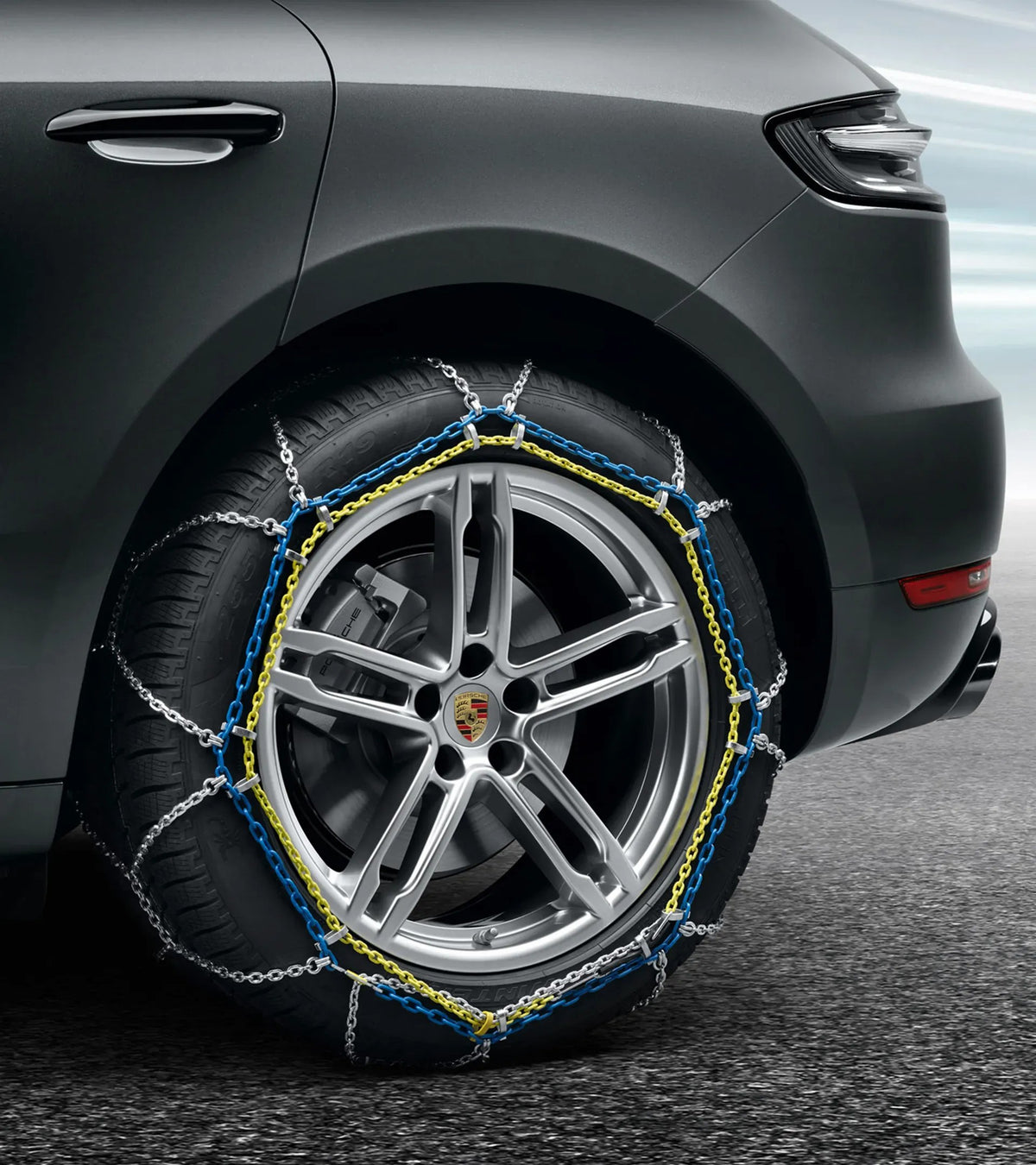 Porsche Snow Chains for Macan (I, II & III) | Porsche Design Trending