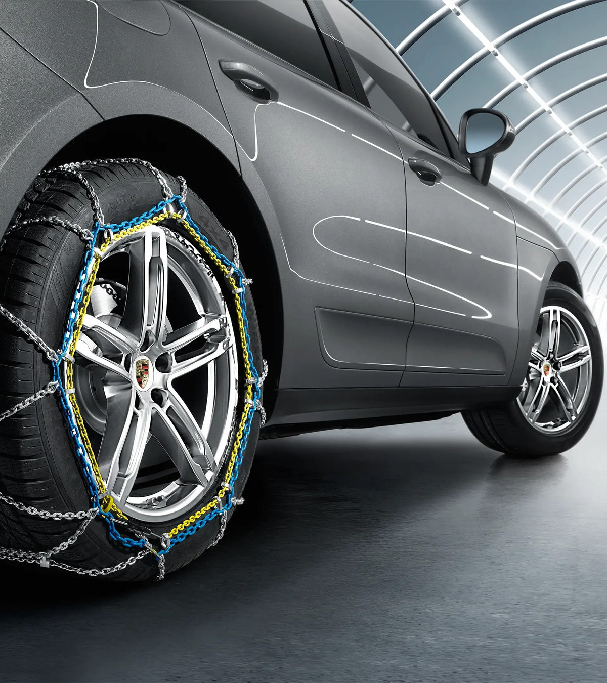 Porsche Snow Chains for Macan (I, II & III) | Porsche Design Trending