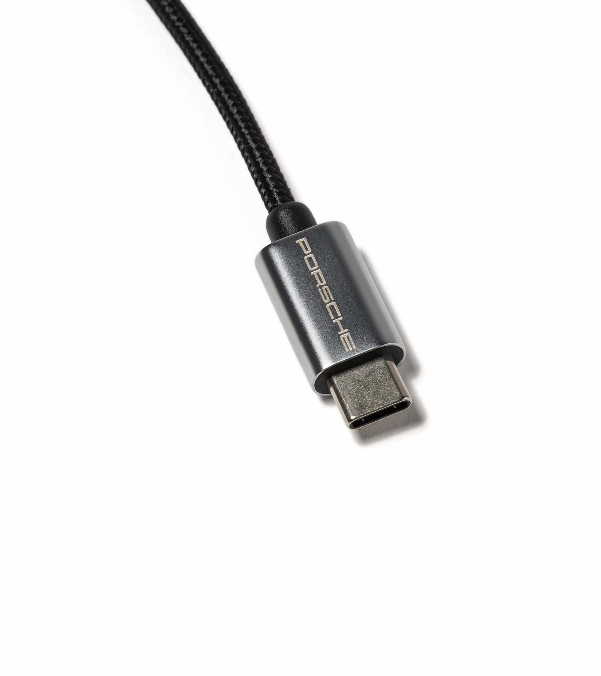 Porsche USB type C™ smartphone charging cable with Apple Lightning® connection | Porsche Design Everyday