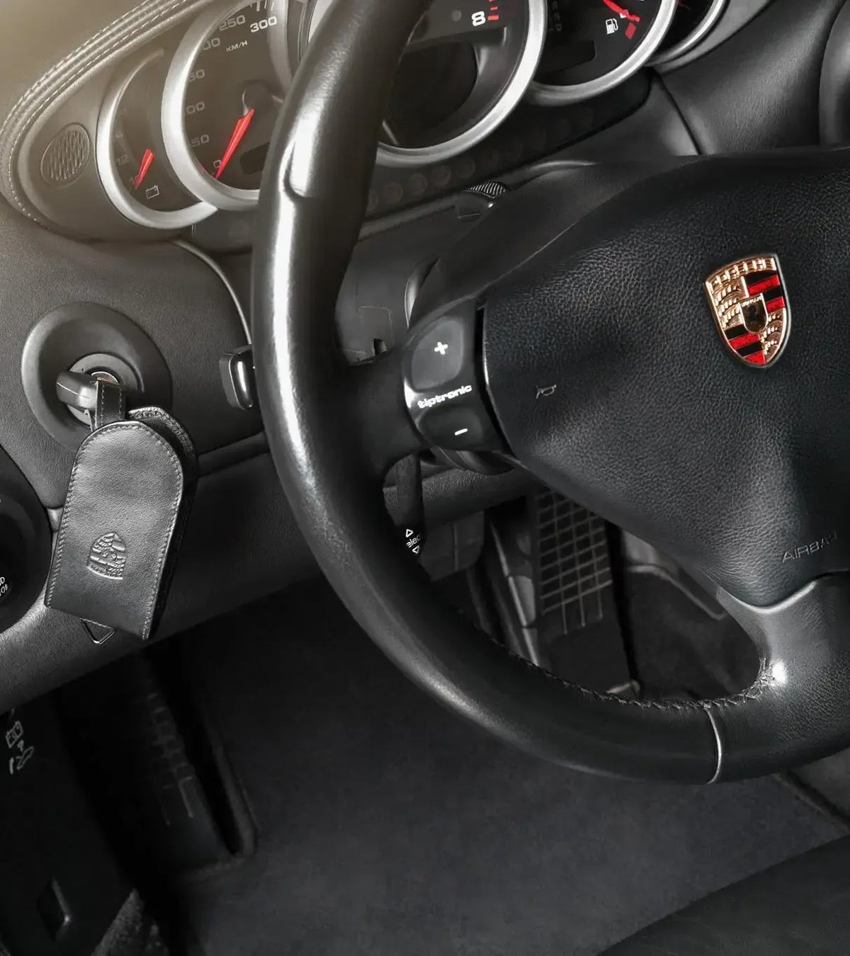 Porsche Classic Floor Mats for Porsche 964 and 993 (left-hand-drive) | Porsche Design Special Offer