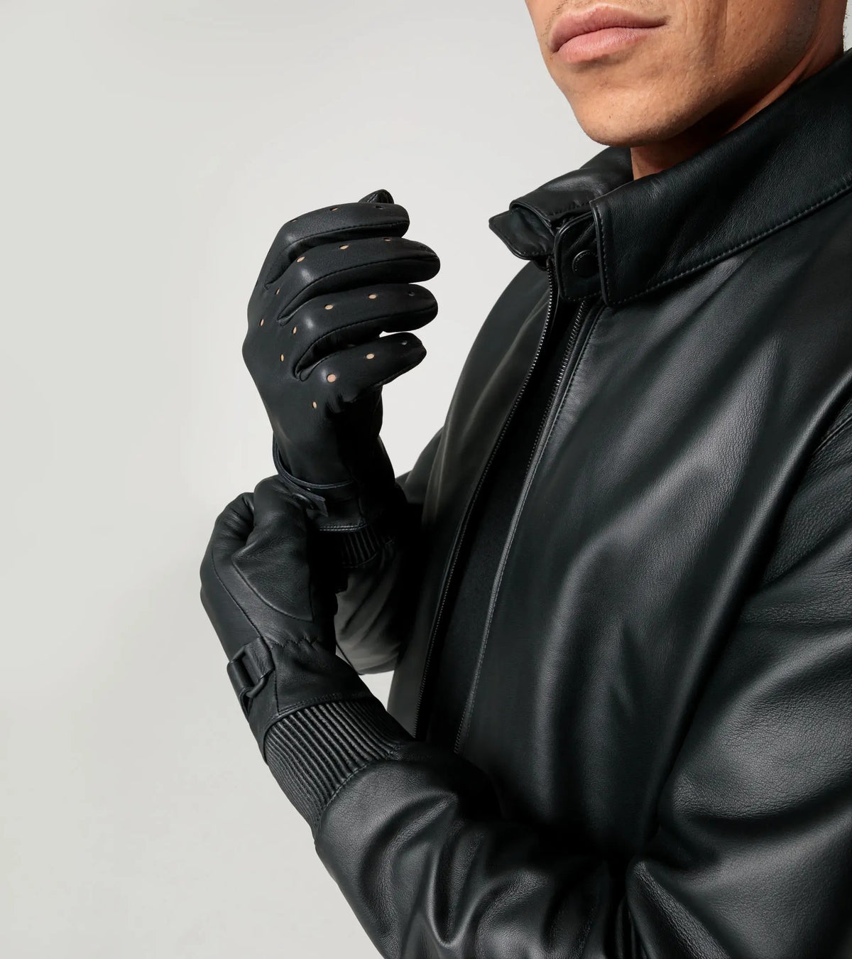 Active leather gloves | Porsche Design Featured