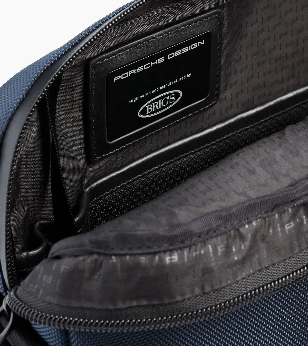 Roadster Pro Shoulder Bag XS | Porsche Design Recommended