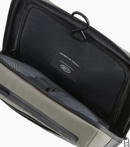 Urban Eco Washbag L | Porsche Design Special Offer