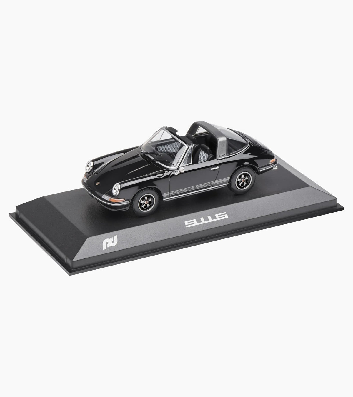 Porsche 911 S 2.4 Targa (1972) | Porsche Design Signature