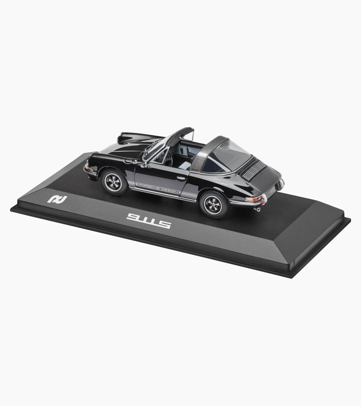 Porsche 911 S 2.4 Targa (1972) | Porsche Design Signature