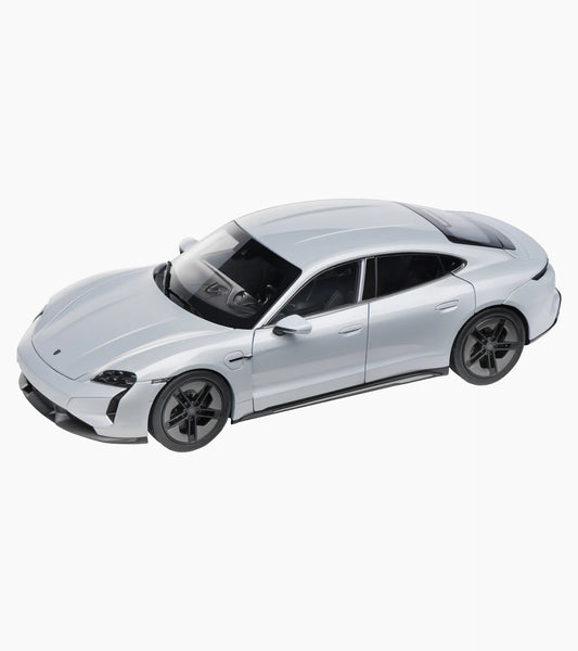 Porsche Taycan Turbo S (J1 PA) | Porsche Design New