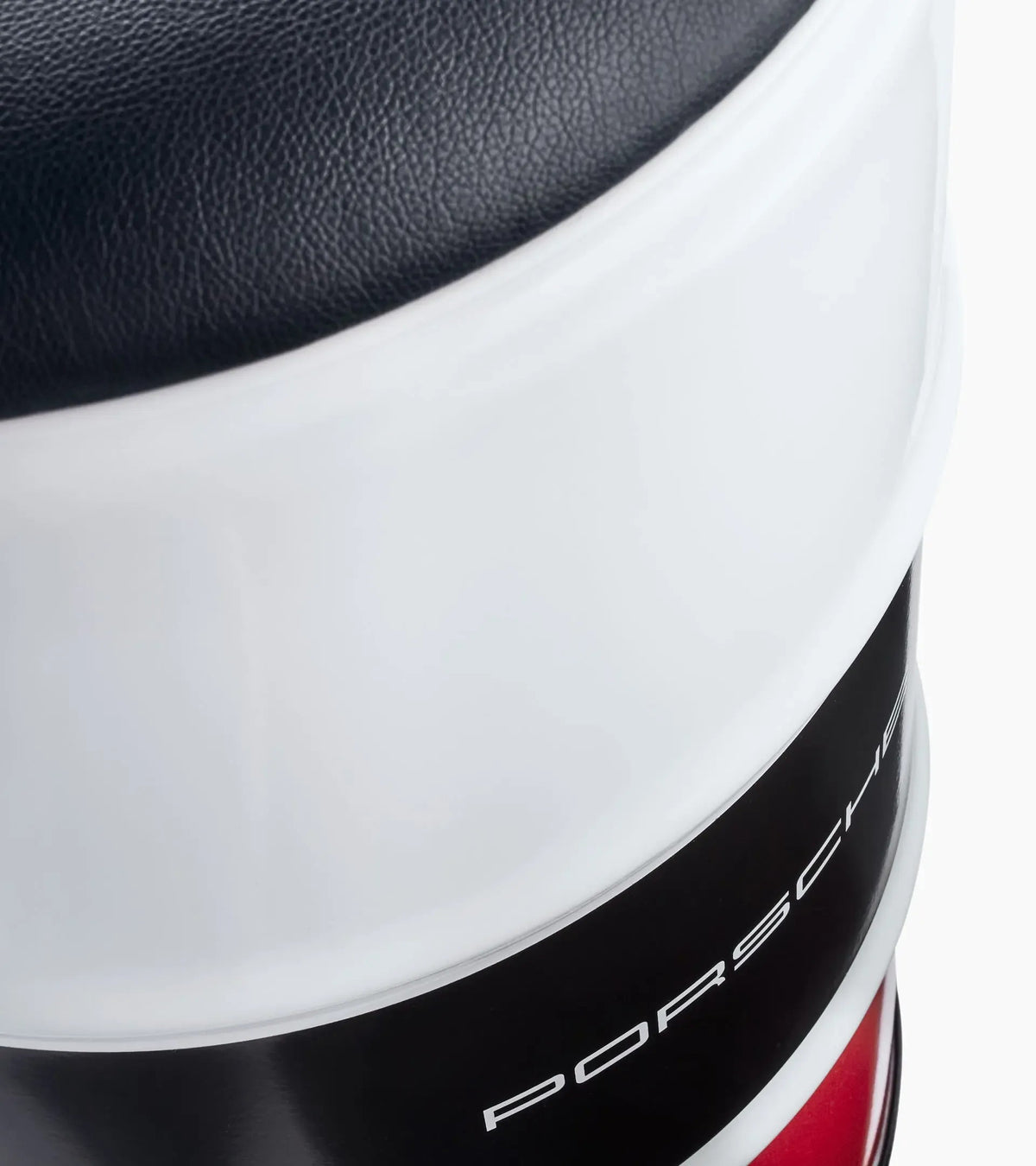 Barrel seat – Porsche Penske Motorsport | Porsche Design Top Pick